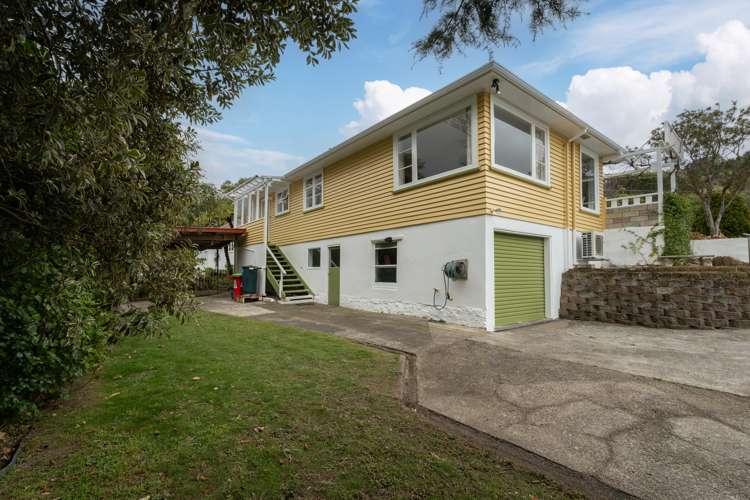 1 Tainui Terrace Tawa_21