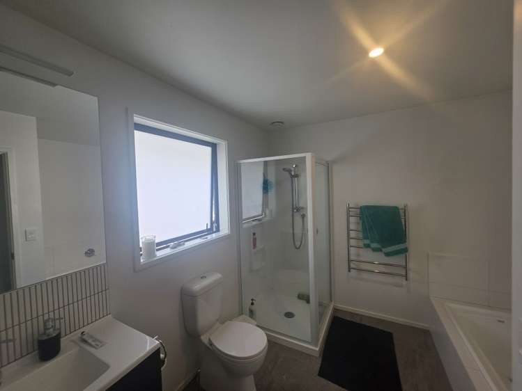 16 Tiria Drive 1131_5