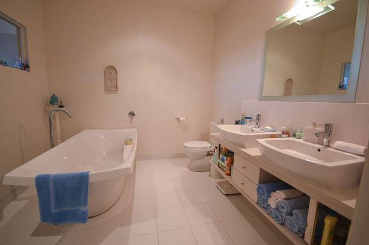 327 Pages Road Gleniti_11