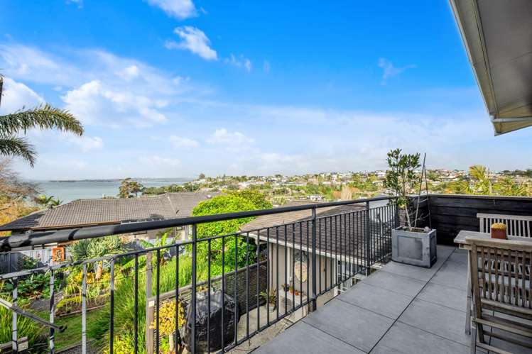 4 Gibson Place Mellons Bay_19