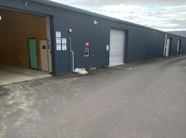 U1, 2, 4, 5, 152 Collins Road Melville_5