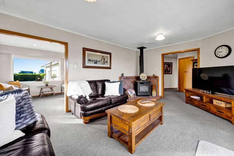 242 Tawhiti Road, RD 12 Hawera_8