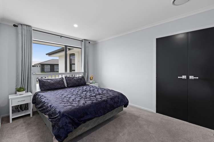 29 Hikawera Drive Frimley_18