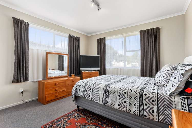 63 Heybridge Street Manurewa_12