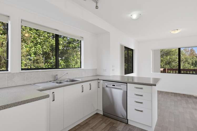 120 Meander Drive Welcome Bay_6