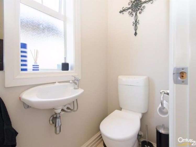 18 Leneford Drive East Tamaki_5