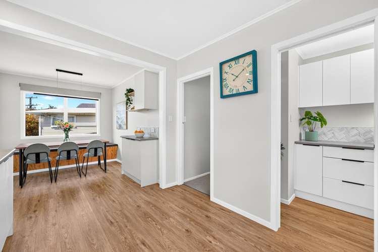 77 Vodanovich Road Te Atatu South_8