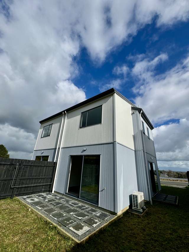 64B Crestview Rise Papakura_4