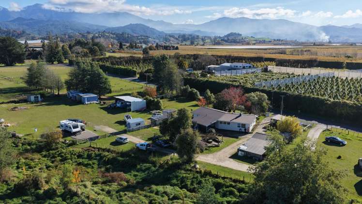 37 Central Road Lower Moutere_25