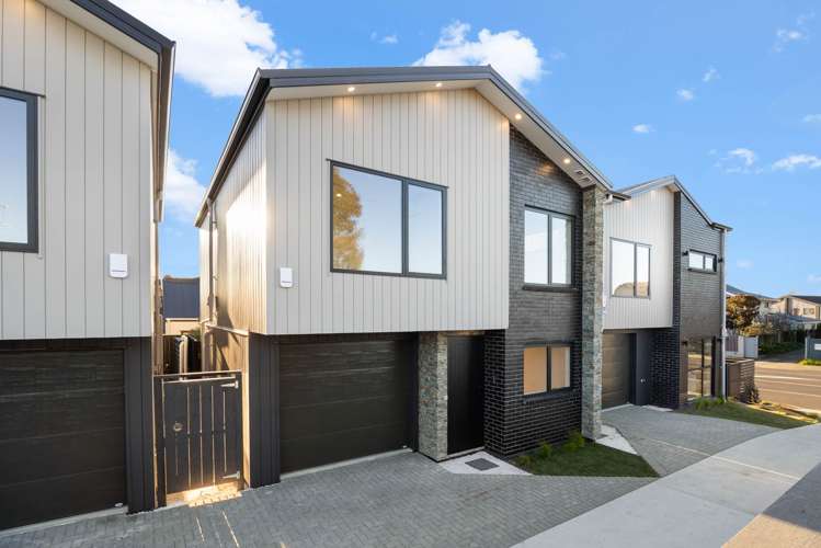 2/31 Akoranga Drive_2