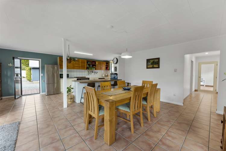 61 Twin Lakes Road Te Marua_7