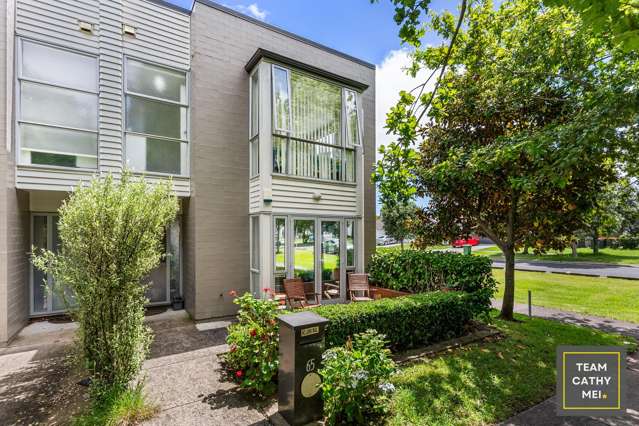 Lock & Leave Living in Kauri Flats School Zone