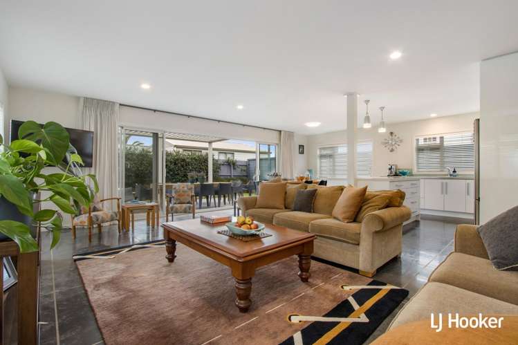 38 Ocean View Road Waihi Beach_2