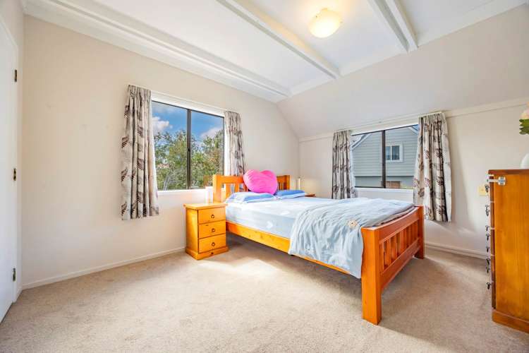 1/24 Tree View Avenue Glenfield_11