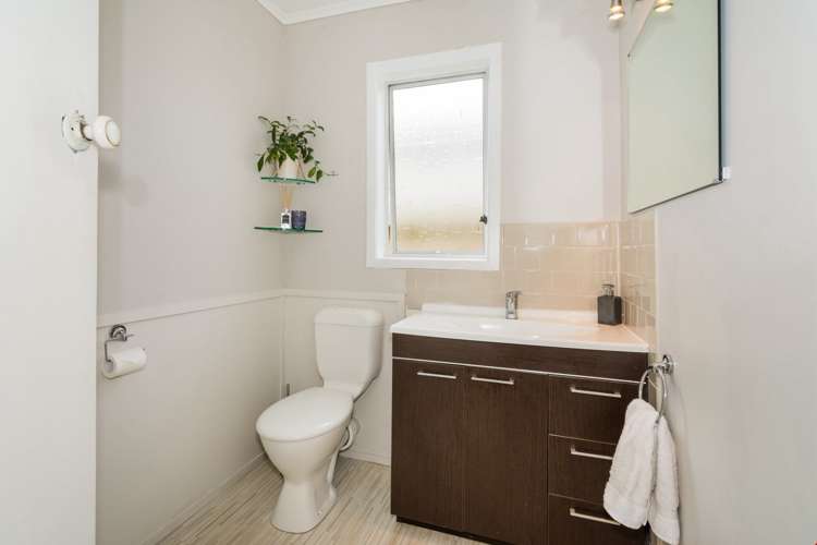 2/5 Gazelle Avenue Beach Haven_13