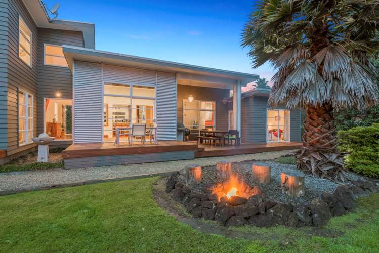 2 Cloverfields Drive Waimauku_17