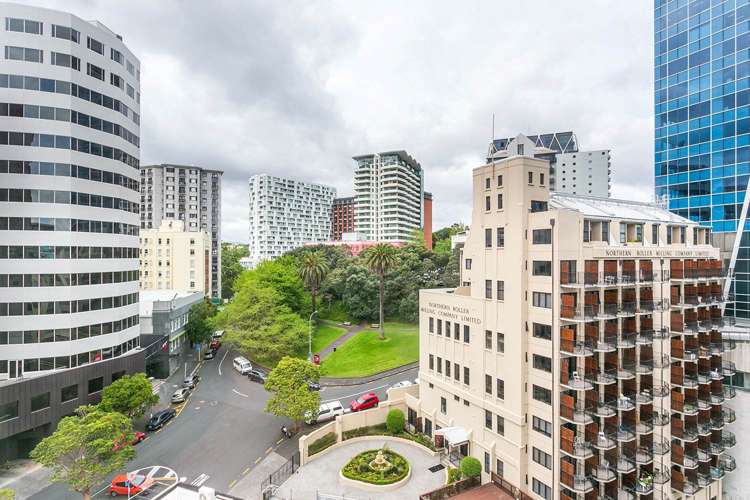 11j/1 Emily Place Auckland Central_13