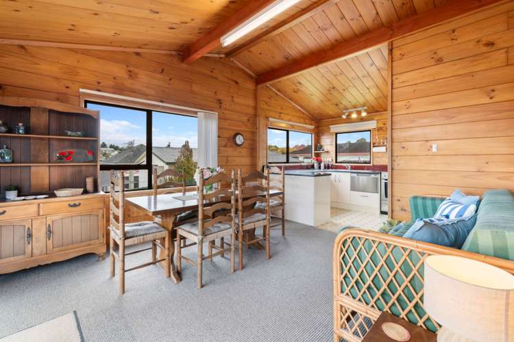 31 Clark Road Pahurehure_5