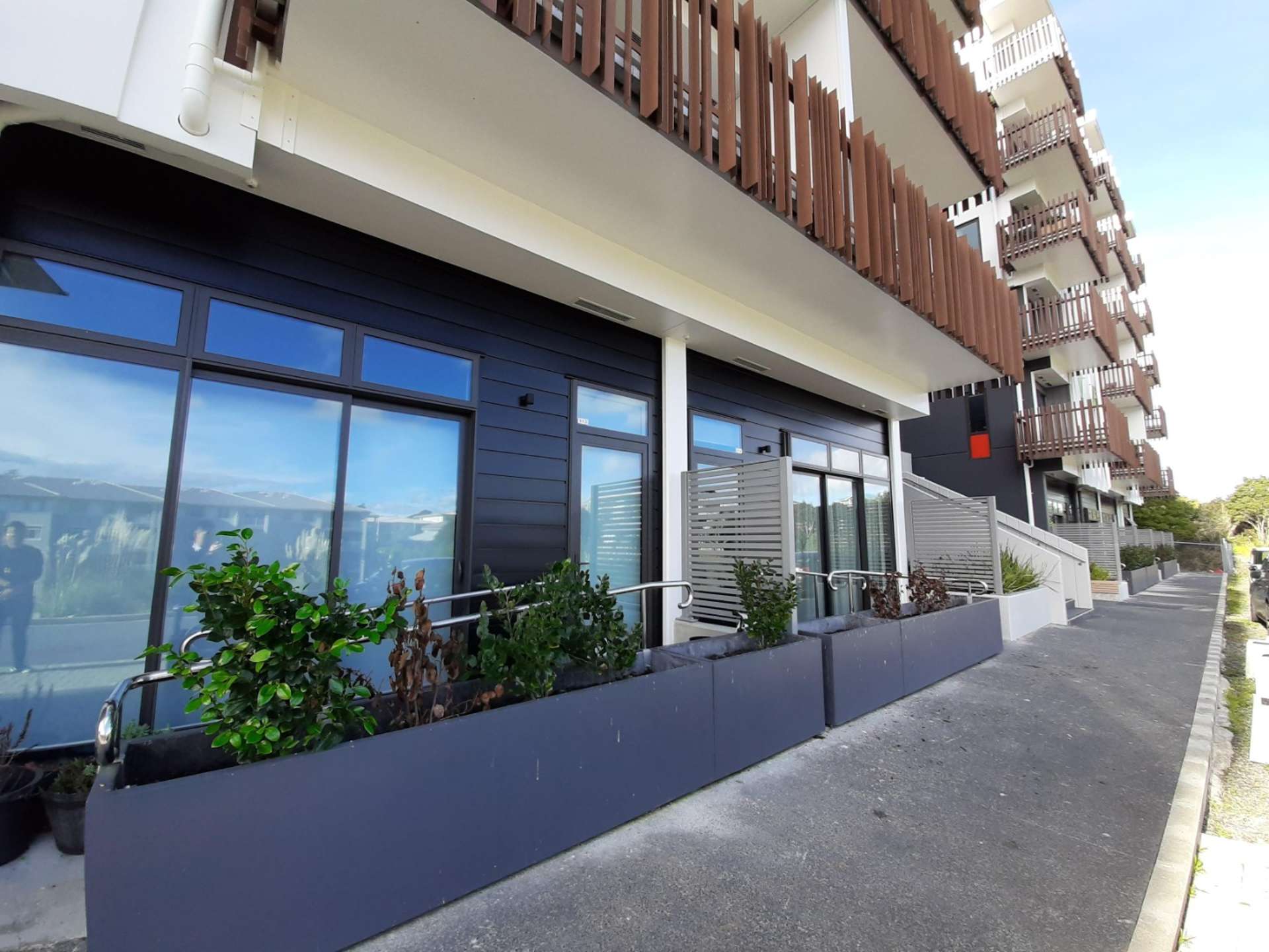 914/26 Library Lane 10862_0