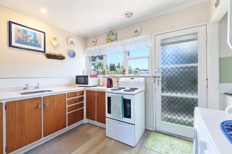 15 Abel Tasman Avenue Henderson_15