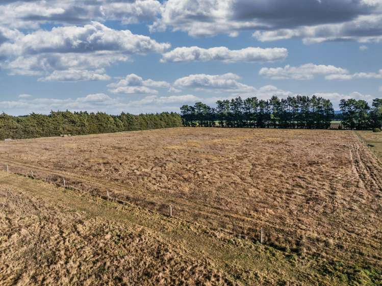 2724 South Eyre Road West Eyreton_5