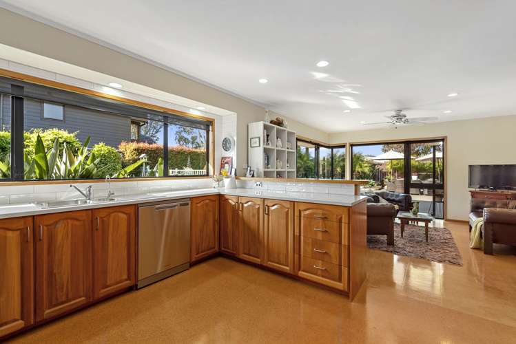 3 Maygrove Drive Orewa_18