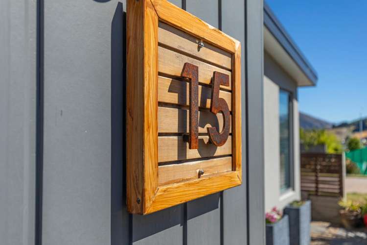 15 Landsborough Lane Wanaka_23
