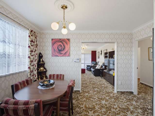 1/102 Lake Terrace Road Burwood_4