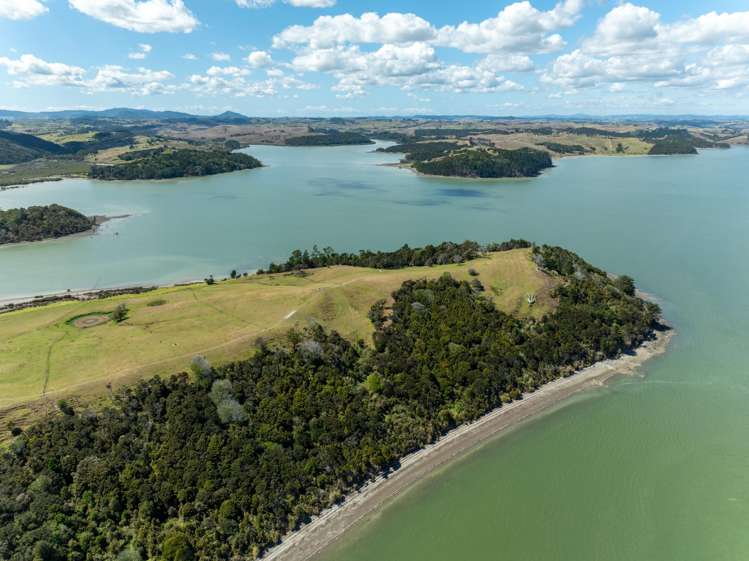 140 Beatson Road Whakapirau_36