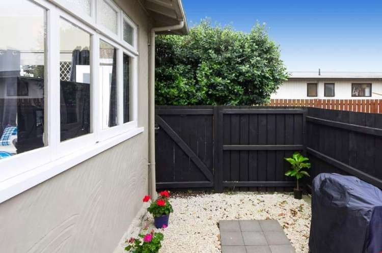 1/72 Pah Road Royal Oak_10