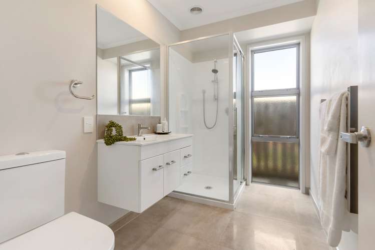 1 Sirocco Place Ohauiti_13