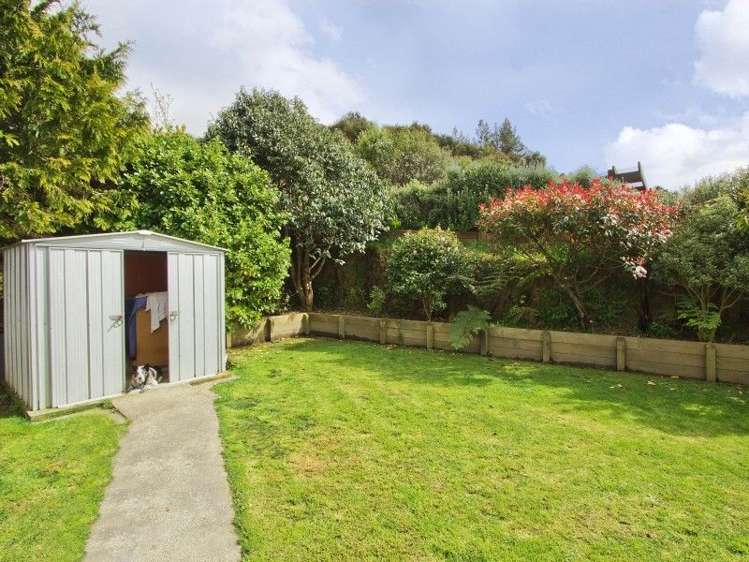 14 Naseby Grove Wainuiomata_6