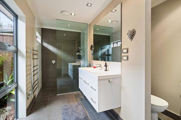 4 Fifth Avenue Mount Albert_8