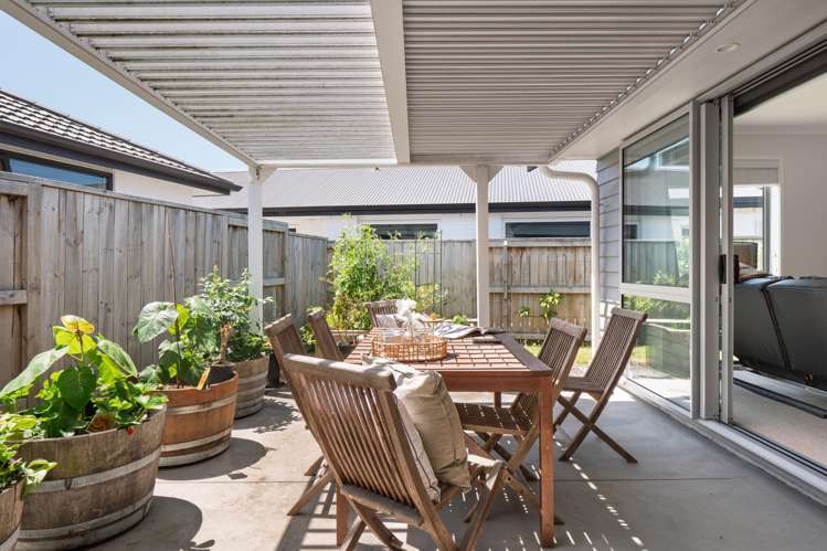 123 Whakaturou Crescent Pyes Pa_2