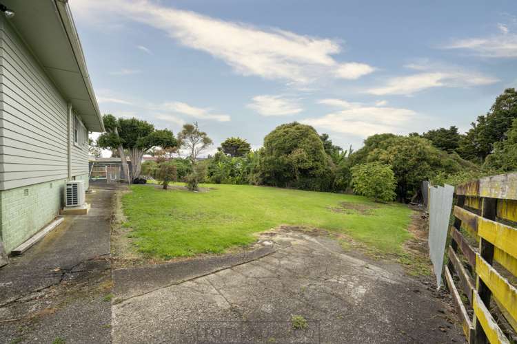 18 Geoffrey Place Mangere East_4