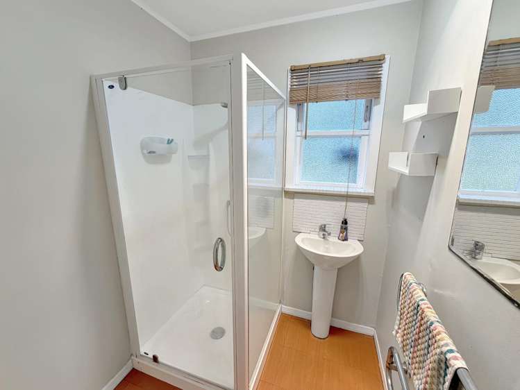 6 Bledisloe Crescent 10629_8