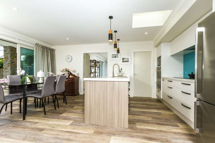 17 Sabine Drive Richmond_7