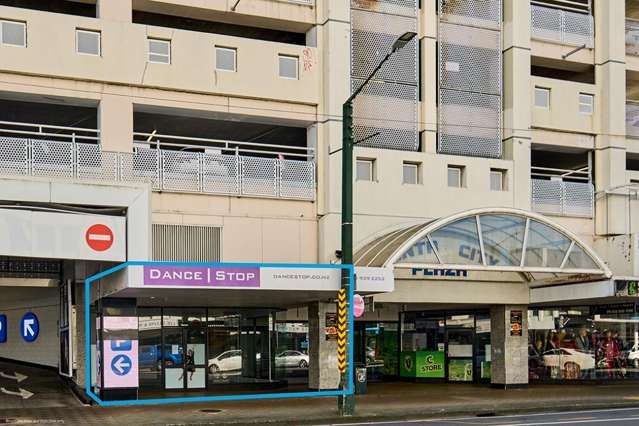 Auction Reserve $99,000