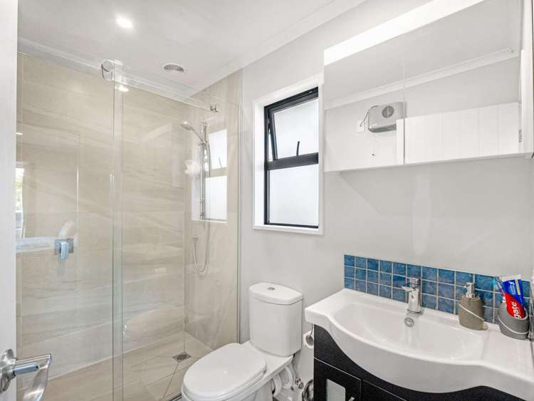 21 Collins Drive Waikuku Beach_18