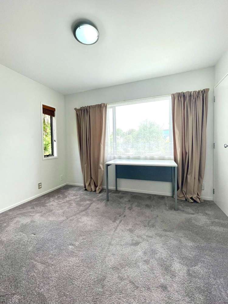 60/92 Bush Road Albany_5