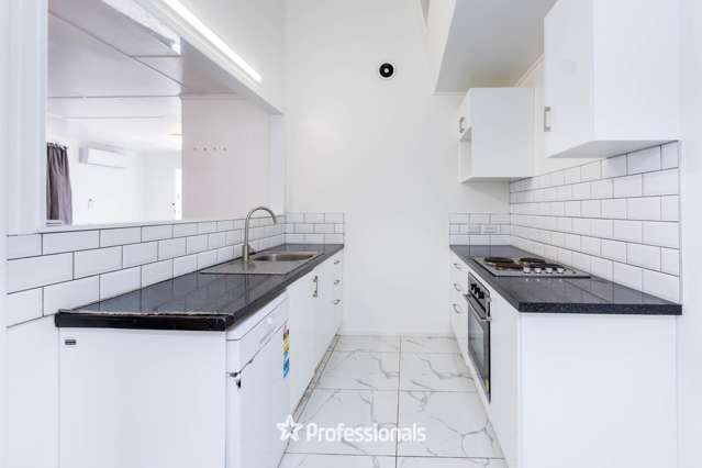 35 Hanson Grove Stokes Valley_1