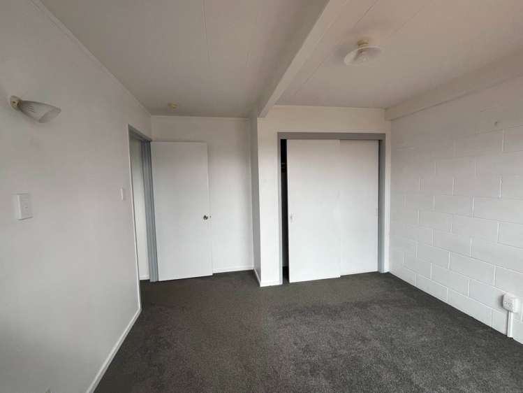 1/1 Corrella Road Belmont_15