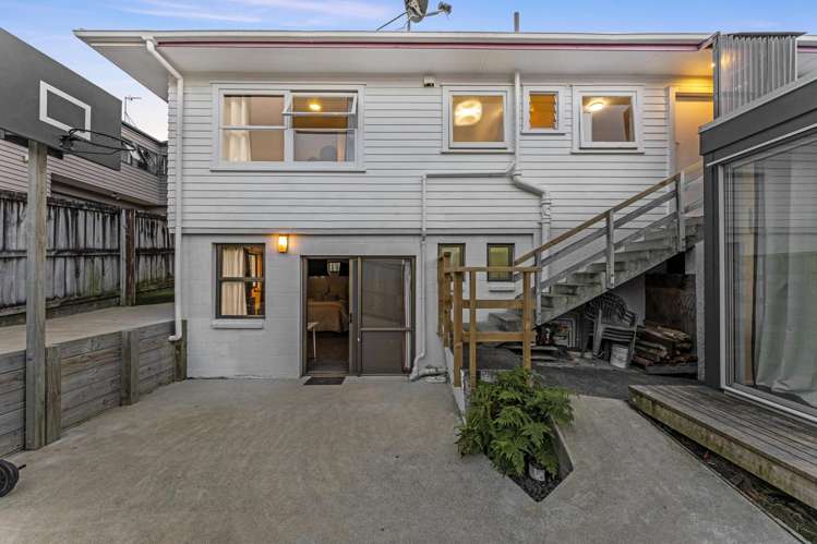 1/5 Woodall Place Totara Vale_14