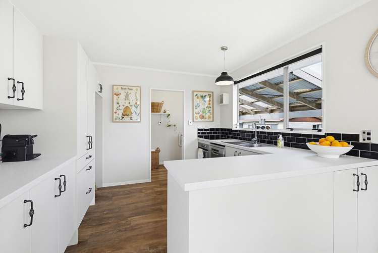 30A Coates Street Tawa_18