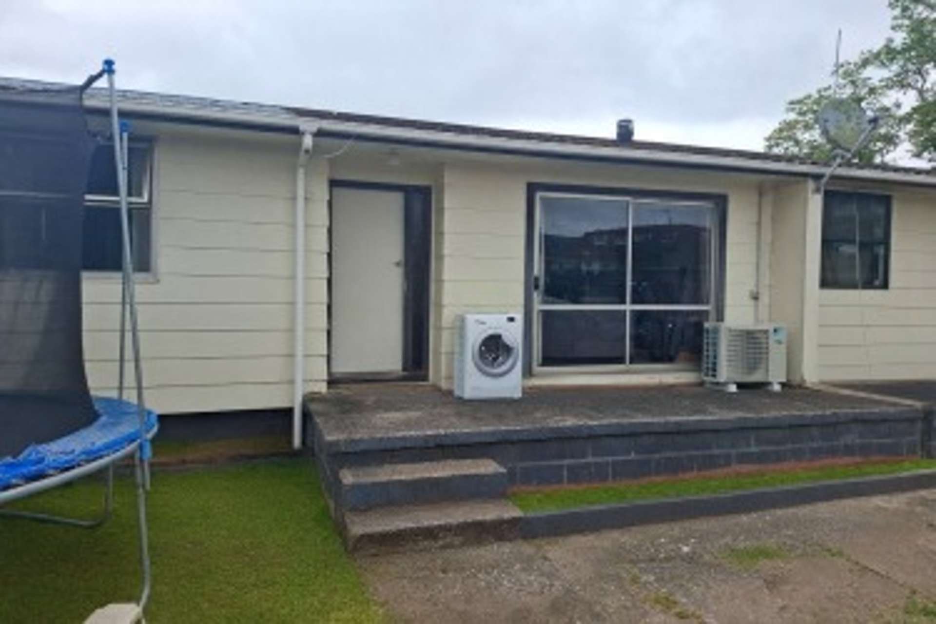 61B McKay Drive 11390_0