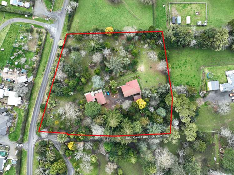 10 Robertson Road Whatawhata_3