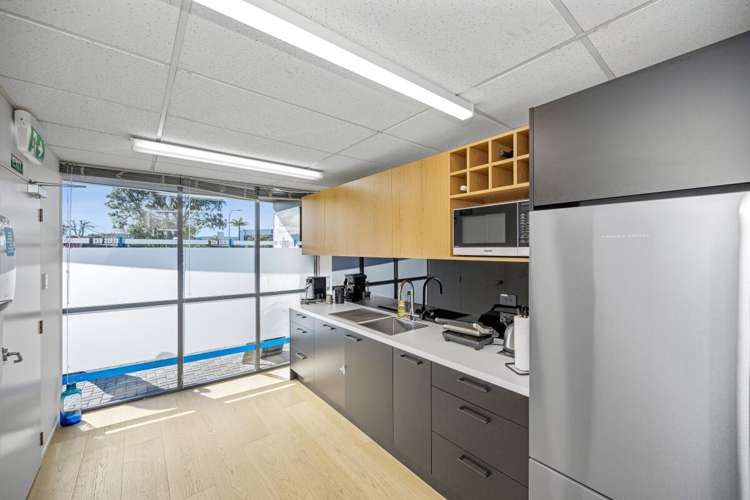 24C William Pickering Drive Albany_14