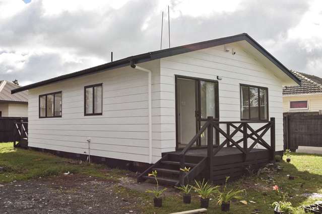 180 Old Wairoa Road Papakura_1