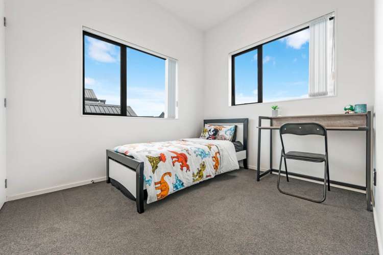 34 Fredrick Hanson Road Papakura_16