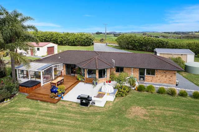 Experience Epic Harbour Views & Exceptional Living